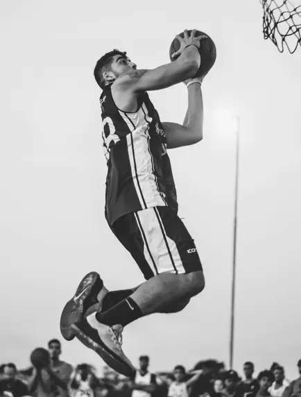 Professional-Basketball-Players1